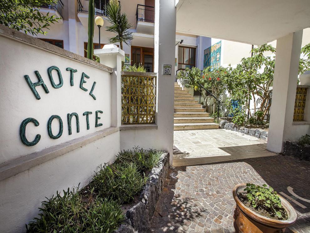 Conte Hotel