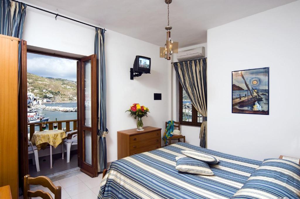 Conte Hotel 3*