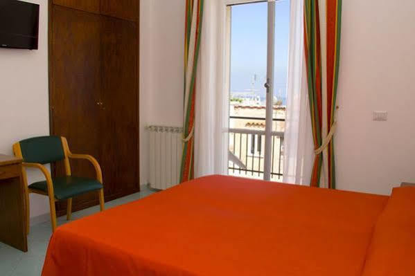 Conte 3* Ischia